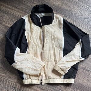 Zyia Black and Cream Zip-Up Jacket